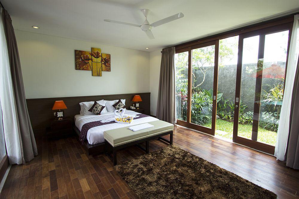 Aksata Villas Canggu Exterior photo