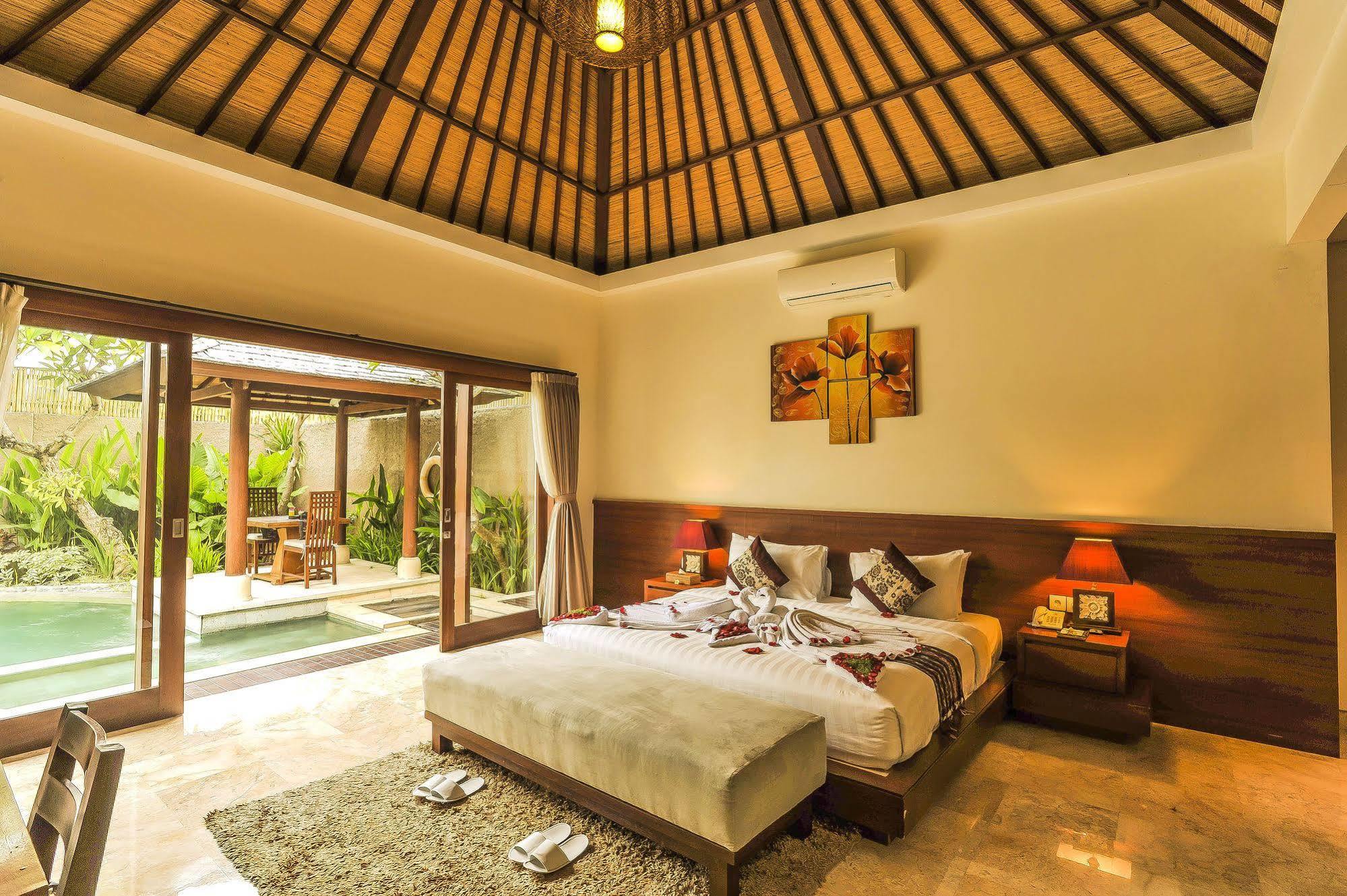 Aksata Villas Canggu Exterior photo